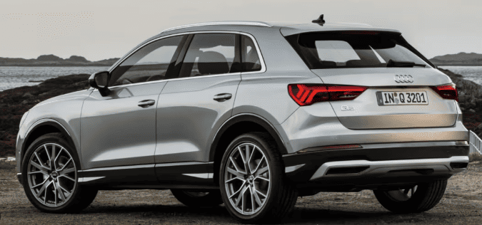 AUDI Q3