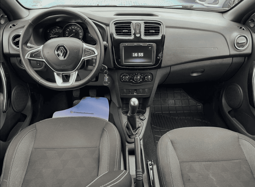 INTERIOR SANDERO